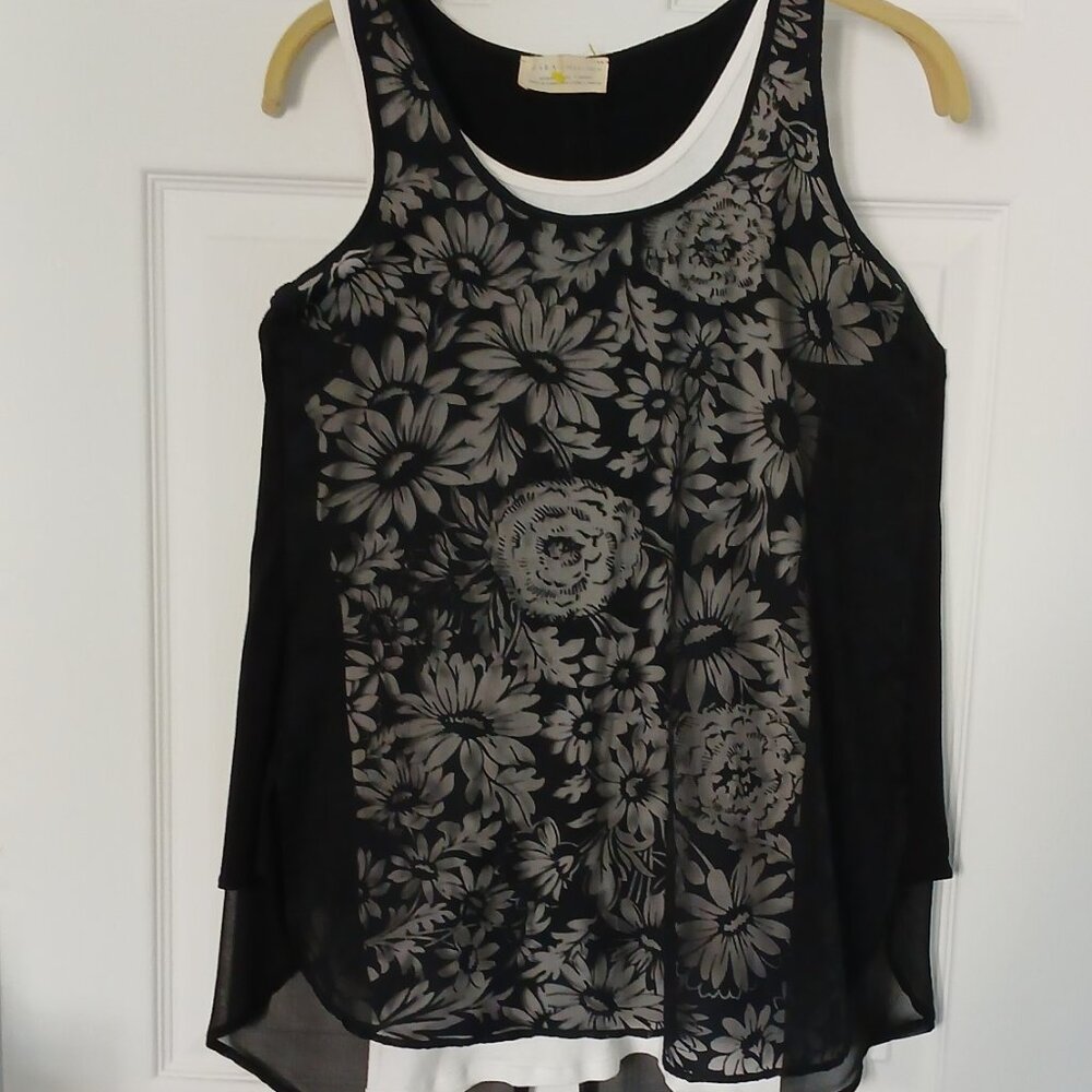 3@$21 deals... Zara racerback translucent floral shirt S  🛍️